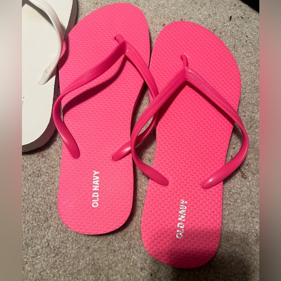 Old Navy Flip Flops, size Women’s 8 - White & Pink - Picture 3 of 7